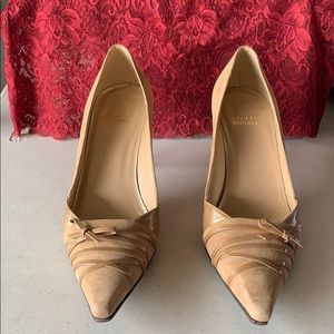 Stuart Weitzman point toe Tan Dress Heels